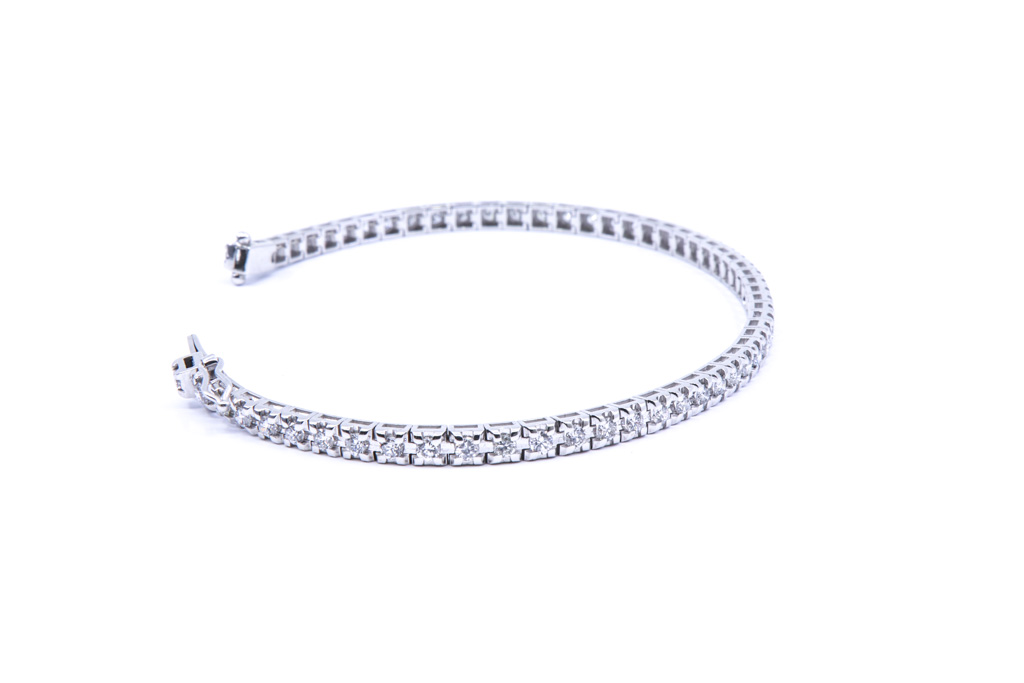 Bracciale tennis con brillanti di carati 1,22 - Colore F/G - Purezza VVS - Collezione Levanzo - oro bianco 18Kt gr7,00