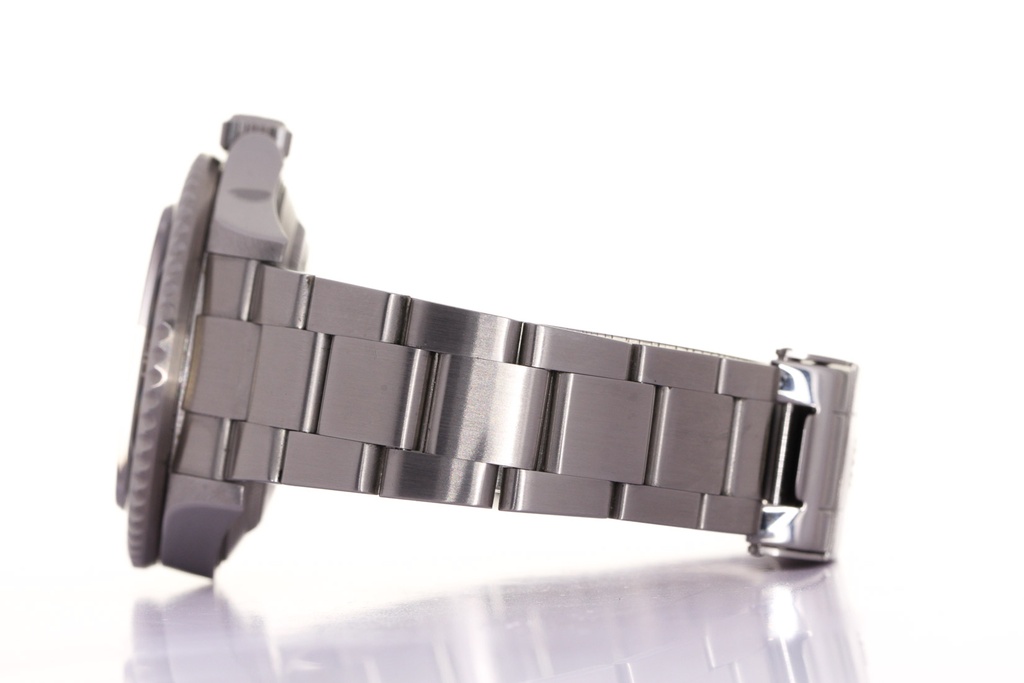 Rolex 16600 Sea Dweller Oystersteel, 2005, Rolex Warranty, Rolex Service Box