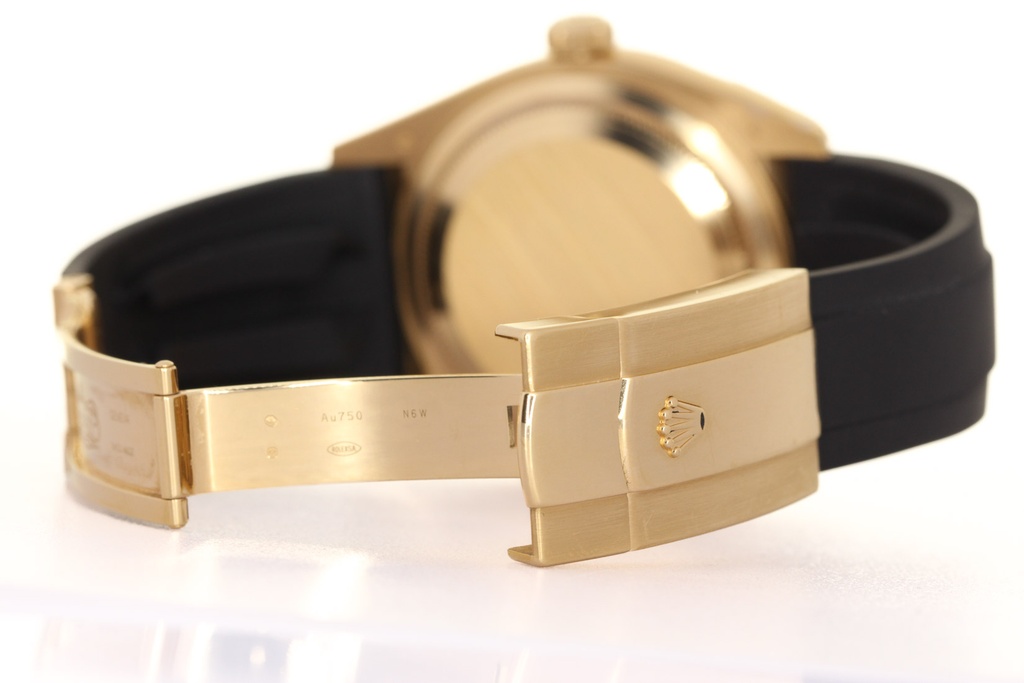 Rolex Sky-Dweller ref:326238 OysterFlex  Black Dial 42MM, 7/2022, Rolex Box & Warranty Card