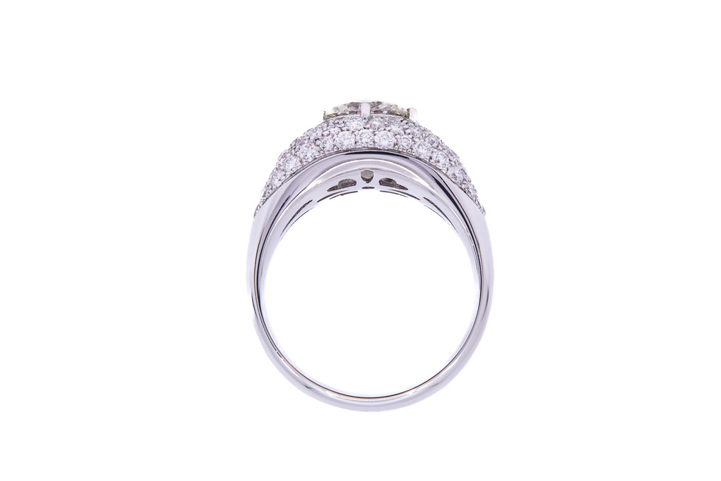 Diamante naturale taglio rotondo di carati 2.32