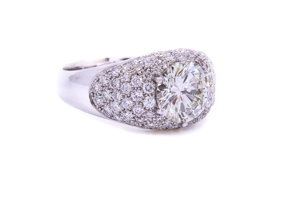 Diamante naturale taglio rotondo di carati 2.32