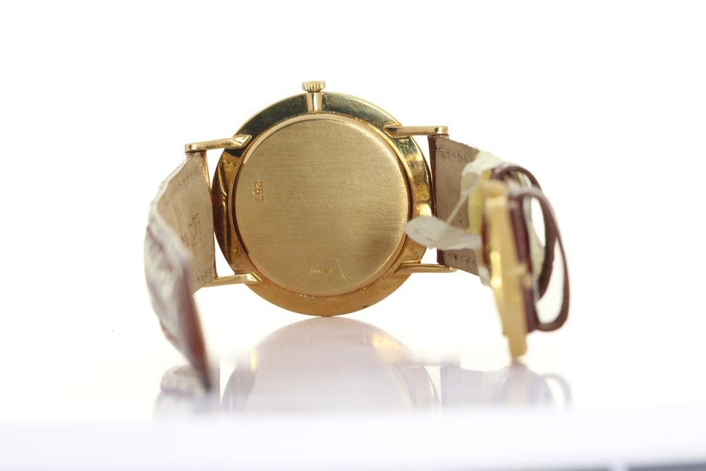 IWC Cassa in oro 18 kt. cinturino pelle N° Movimento 2574773