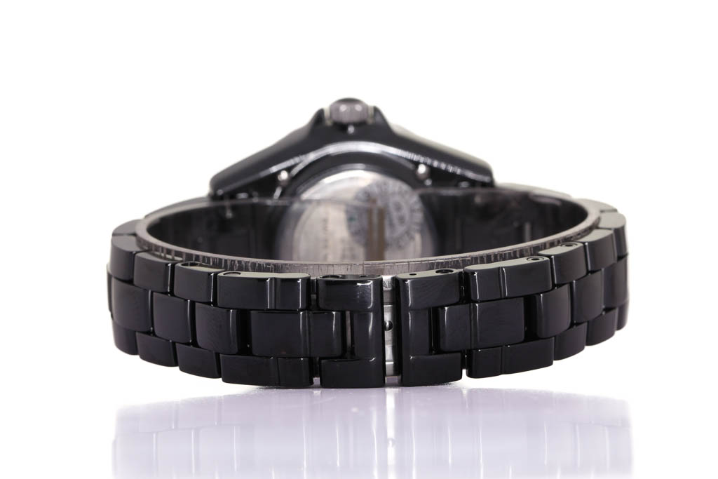 Chanel J12 ref:H5695 , Ceramic & Steel, Chanel Box & Papers, 7/2024