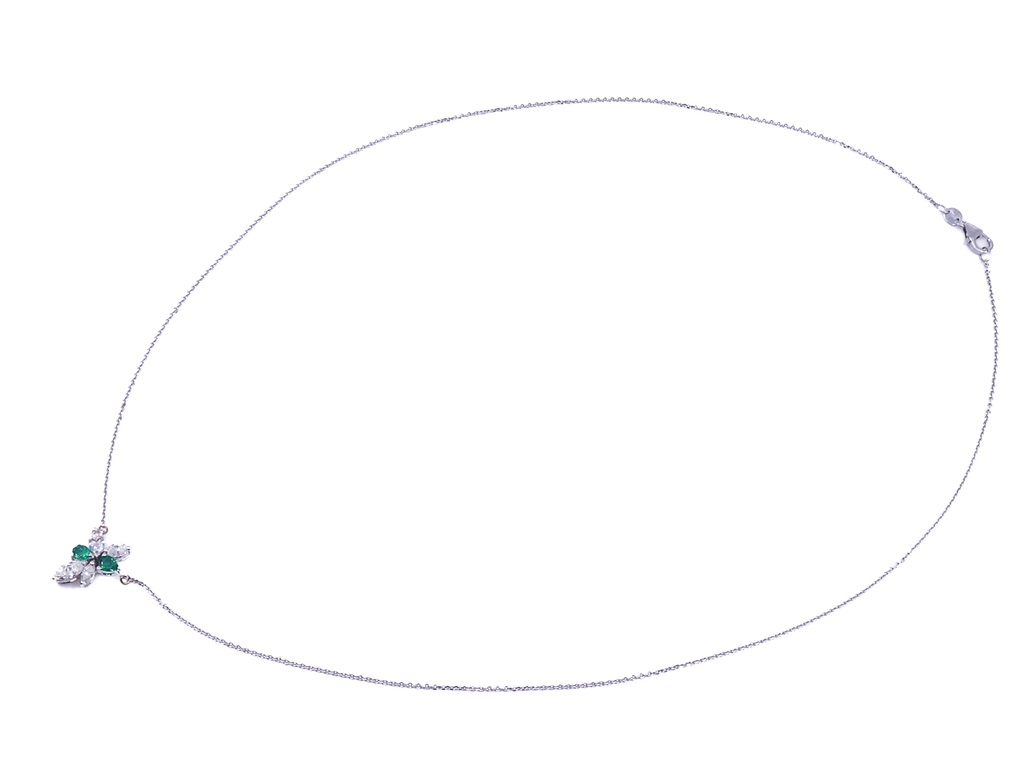 Collana in oro bianco 18 kt. di gr. 3,7 con smeraldo e brillanti