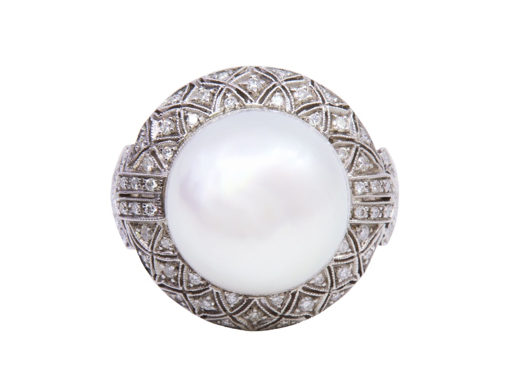 Anello perla e brillanti, toppa tonda stile deco