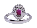 anello ob. Con rubino ovale centrale ct. 0.66 mozambico e brills attorno ct. 0.30 fg vvs