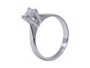 Anello in oro bianco a titolo 750/°°° di grammi 3.60 con un diamante naturale di carati 0.46 circa