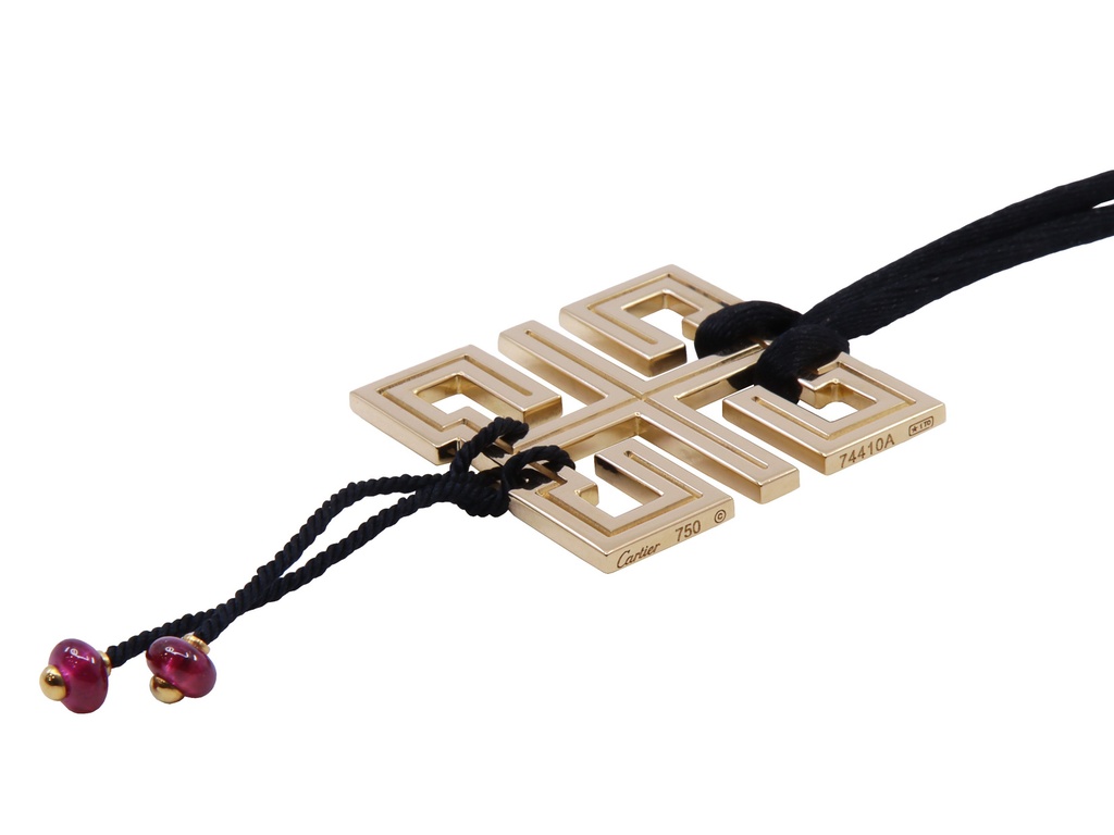 Ciondolo Carier Wishknot Pm Ruby & Yellow Gold, 18kt net 22 gr., Cartier Box & Papers