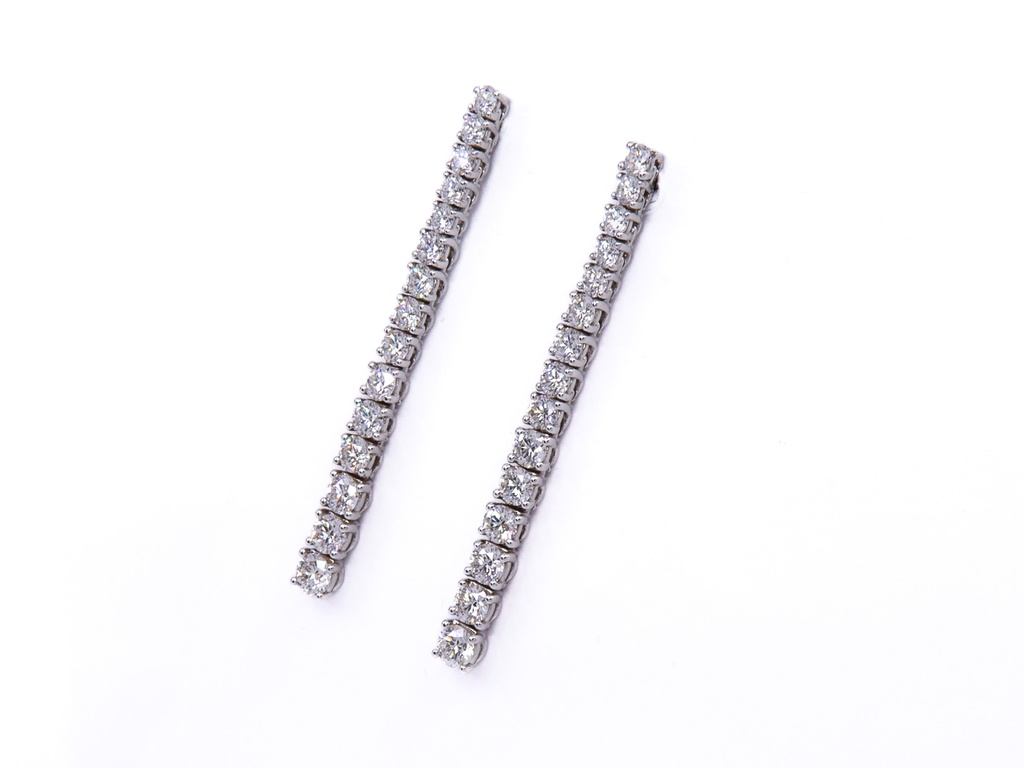 Orecchini in oro bianco tennis degrade ct.2.43 F vvs - Gr.6.60 - cm.4