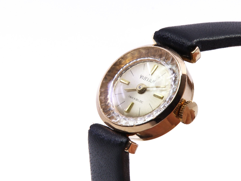 Orologio Vintan oro 18 kt, vetro zaffiro naturale, Lady meccanico, peso oro circa 3 gr.