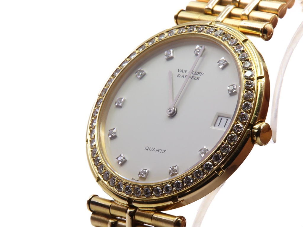 Orologio Van Cleef & Arpels, 18kt Jellow Gold,  Diam. 34 mm, Quartz, Natural Diamonds Bezel and Dial, Full weight with movement 118 gr. Our Box & Papers