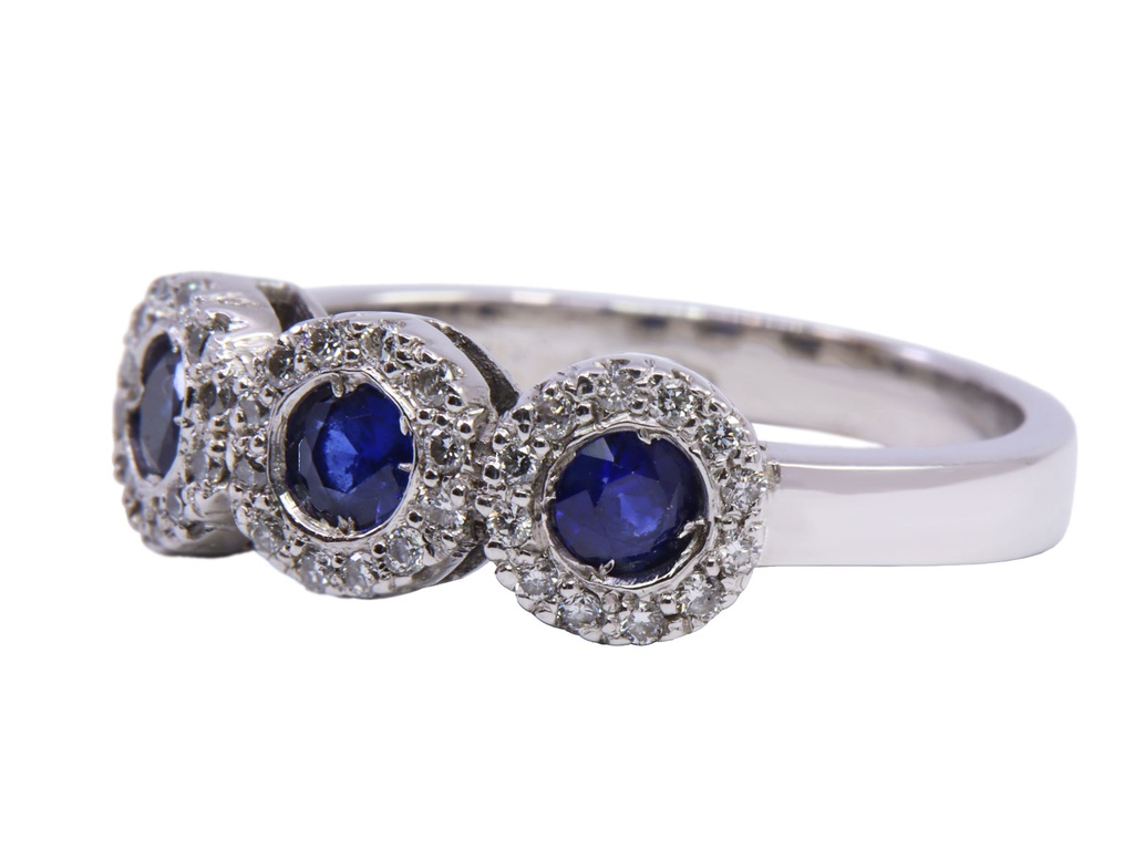 Lotto anello oro bianco a titolo 750/°°° con zaffiri 0,65ct.e brillanti 0,22 