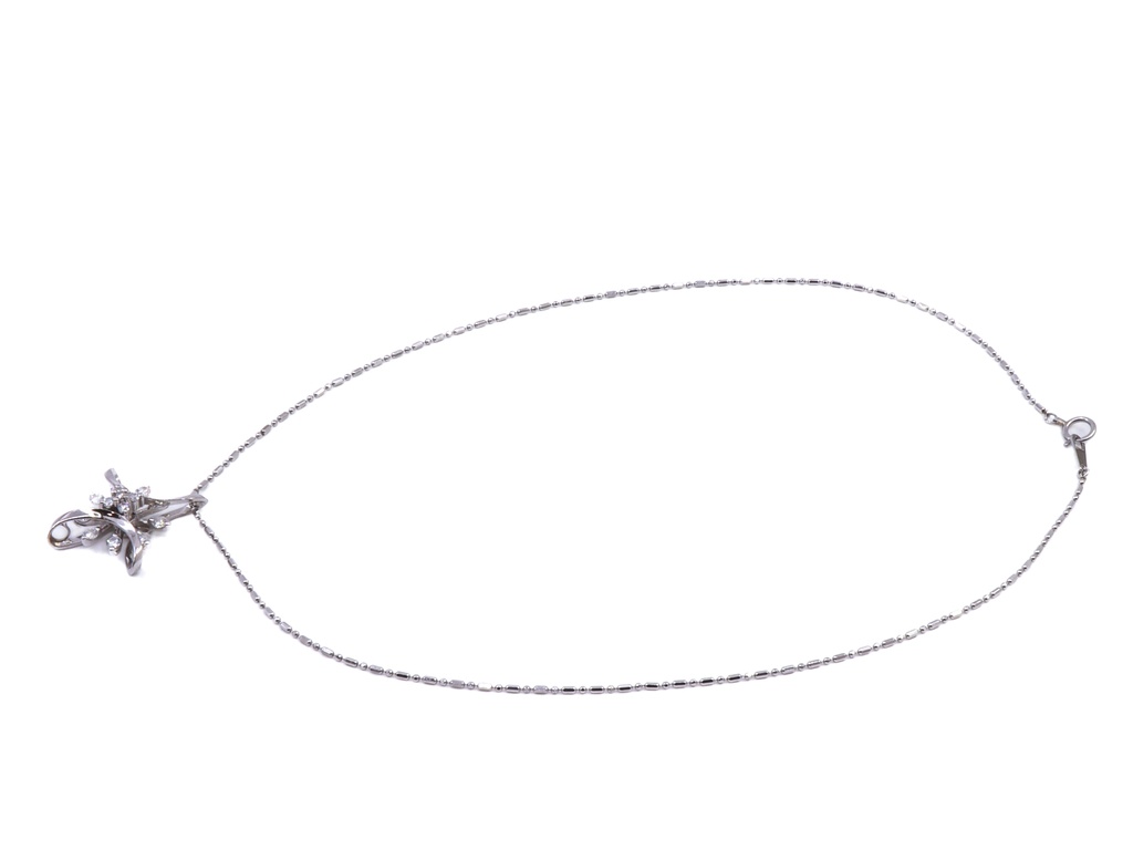 Collana pendente girevole - Brillanti 0,70ct, G-VVS, oro 18kt. peso totale 7,60gr