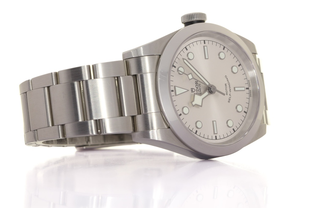 Tudor Black Bay 41 Ref.79540 Seriale Q394XXX - Scatola e Garanzia originali - 10/2024