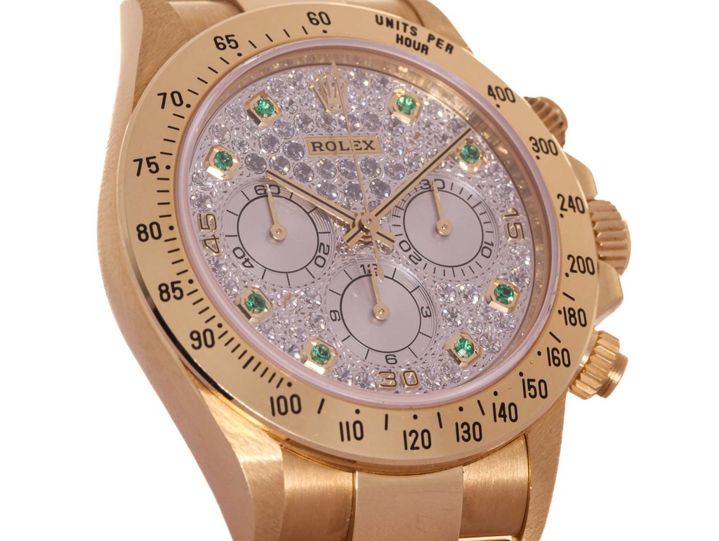 Rolex Daytona ref:16528 - 18kt Yellow, Full Pavè XL 8 emerald (Rolex), Rolex Box & Papers (1997), Official Service exp. 01/2026