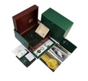 Rolex Daytona ref:16528 - 18kt Yellow, Full Pavè XL 8 emerald (Rolex), Rolex Box & Papers (1997), Official Service exp. 01/2026