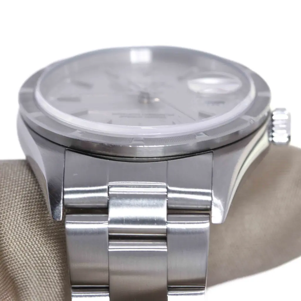 Rolex Oyster Perpetual Date - 15210 - Y289818-693.webp