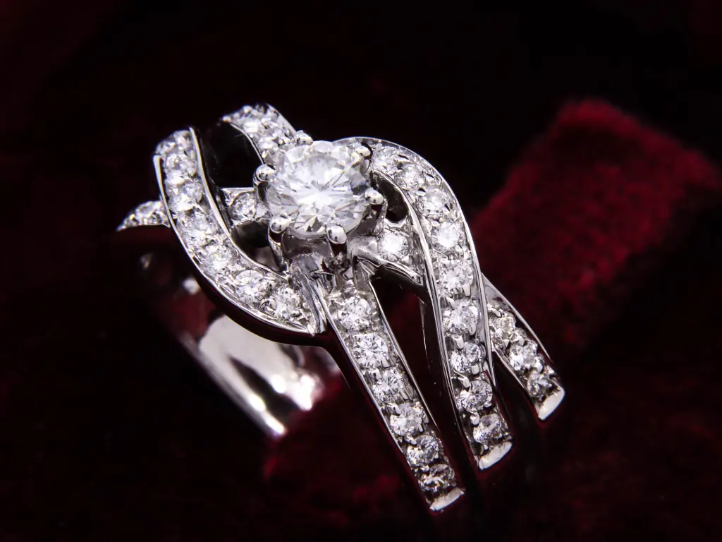 anello brill MT32619636-396.webp