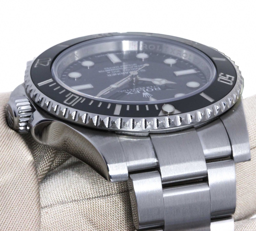 Rolex 114060 - G744507-1061.jpg