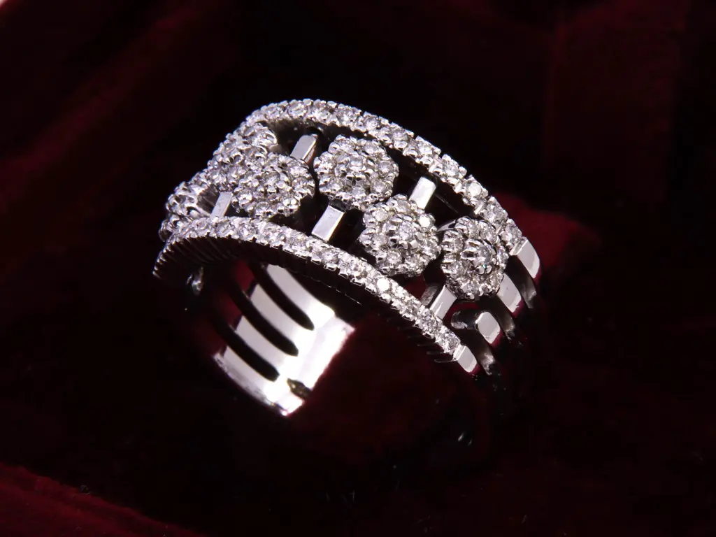 anello fascia brillanti MT32624627-715.webp