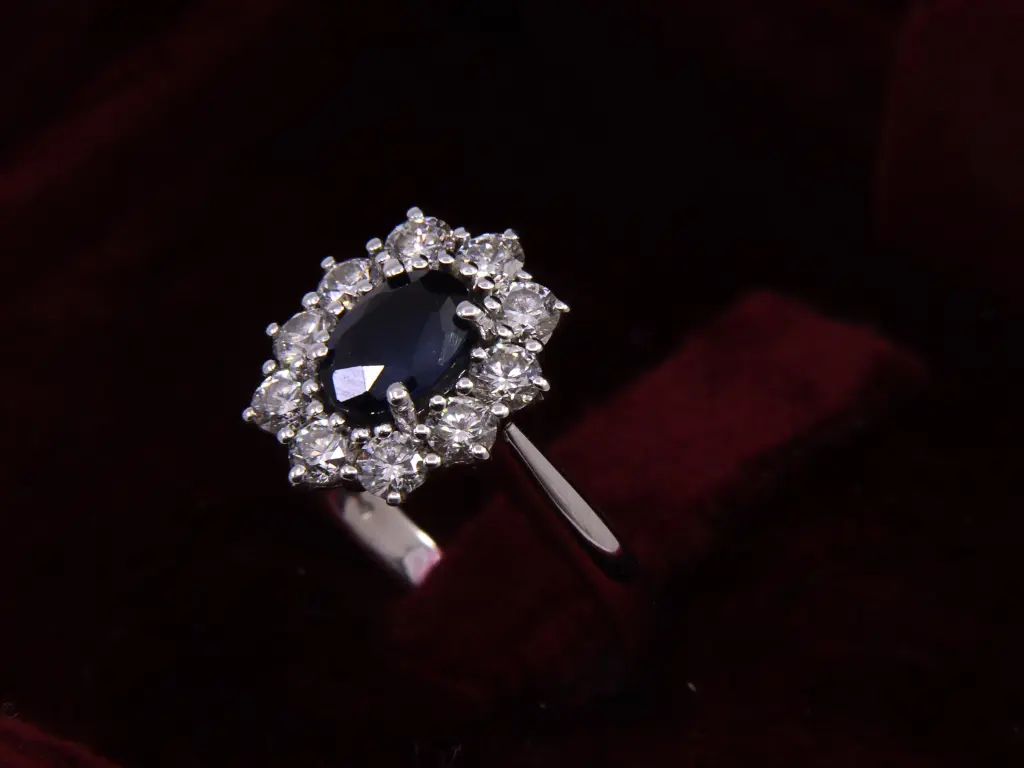 anello zaffiro MT32626020-718.webp