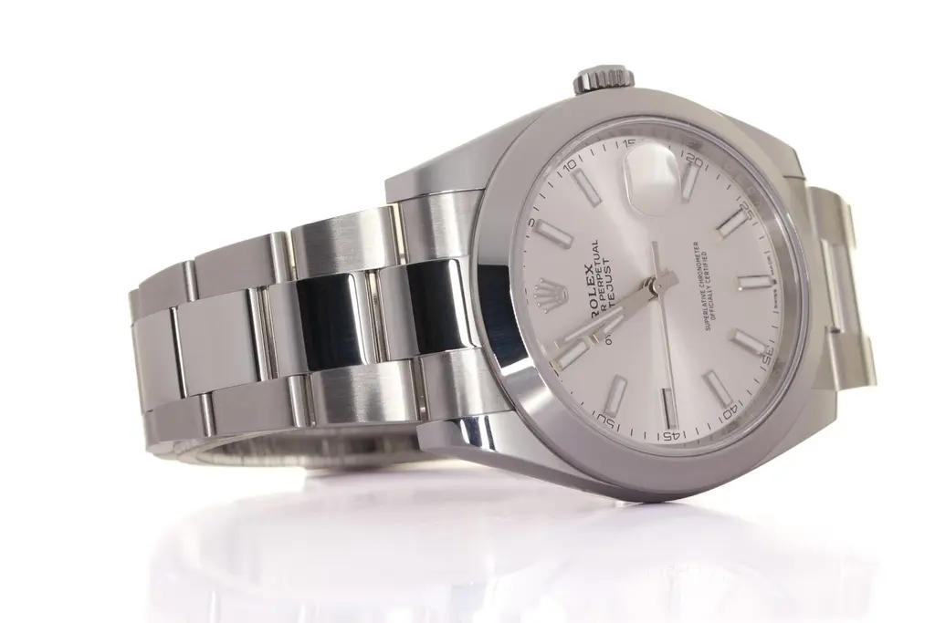 Rolex DateJust ref.126300 - Serial Num.8F29XXXX - Original Box and papers - 06-2025 (6).webp