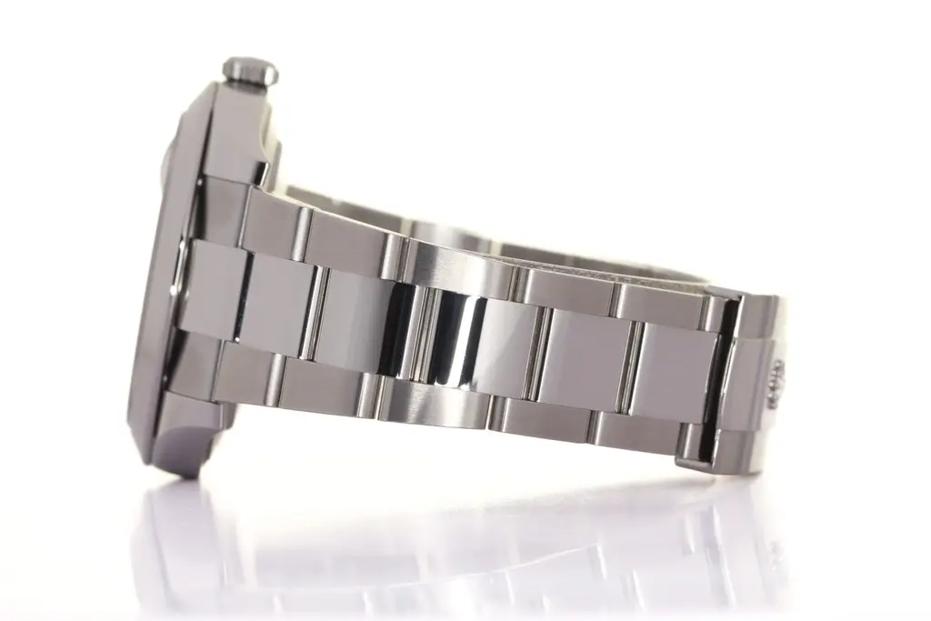 Rolex DateJust ref.126300 - Serial Num.8F29XXXX - Original Box and papers - 06-2025 (2).webp