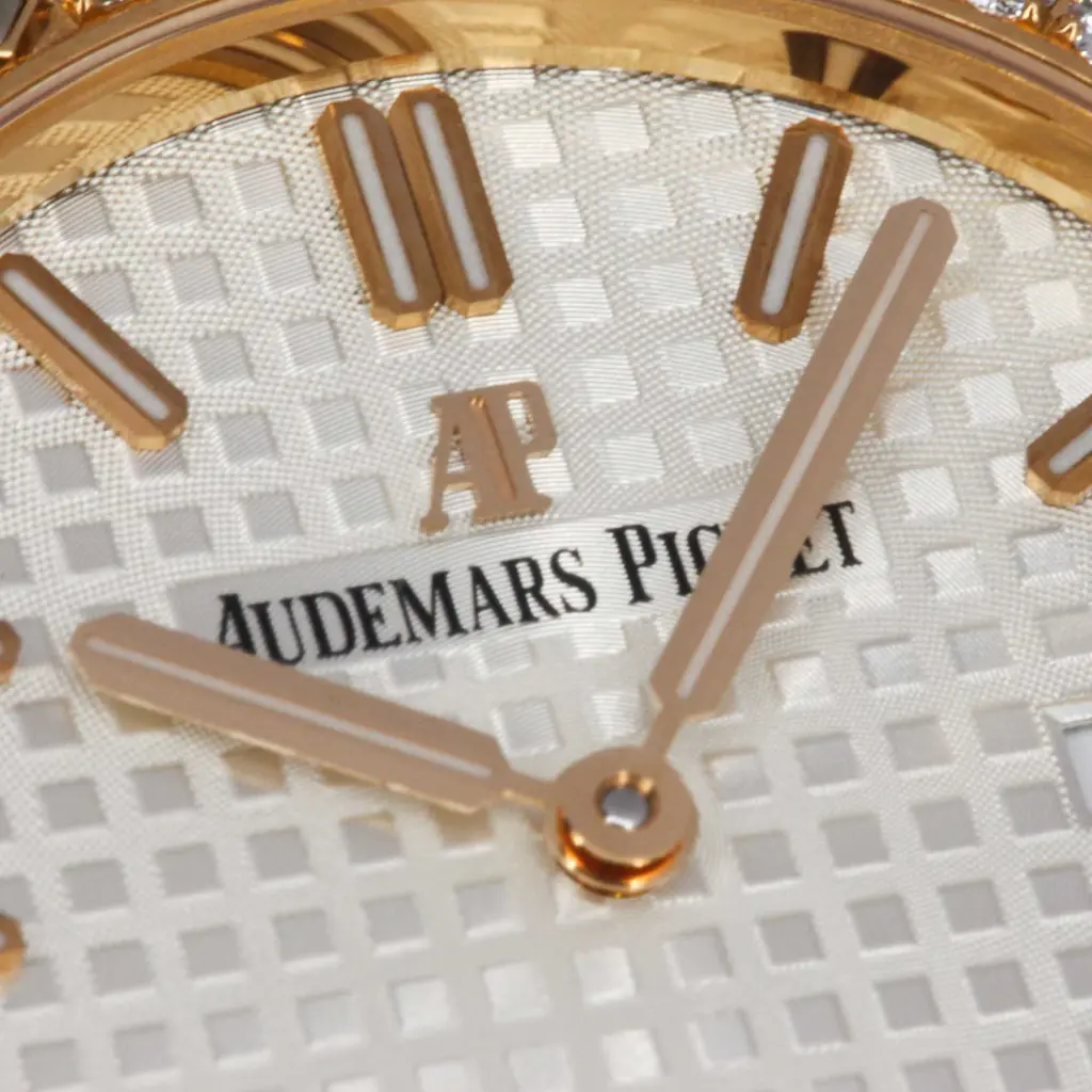 Audemars Piguet 67651OR.ZZ.D010CA.01 - I96073-1504.webp