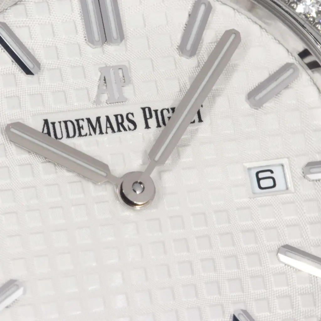 Audemars Piguet Royal Oak Lady 67651ST.ZZ.D011CR.01 - I31047-1518.webp