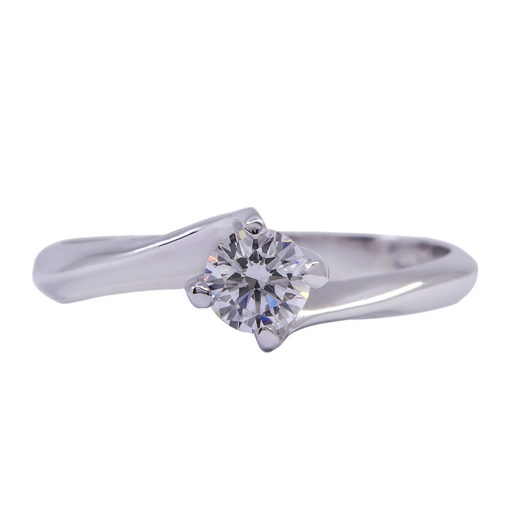 Anello solitario - Brillante 0,43ct G-VS1 oro 18kt. peso totale 2,8gr