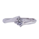 Anello solitario - Brillante 0,43ct G-VS1 oro 18kt. peso totale 2,8gr