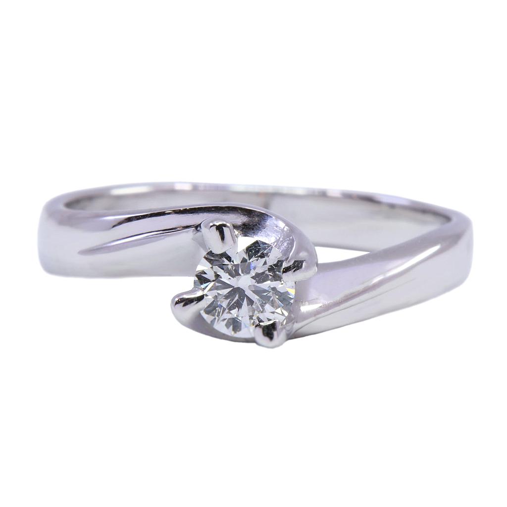 Anello solitario - Brillante 0,24ct F/G-VS1 oro 18kt. peso totale di gr.3,20