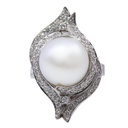 Anello perla australiana - Brillanti 1,10ct G-VS1,oro 18kt, peso totale 17,6 gr
