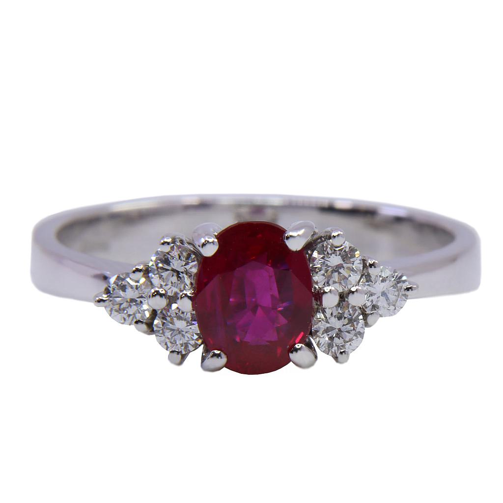 Anello - Rubino 1,03ct. brillanti 0,26ct. F/G-VS1 in oro 18kt. 3,9gr