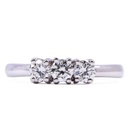 Anello Trilogy - Brillanti 0,60ct. G-VS1, oro 18kt.