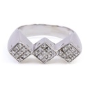 Anello 3 quadrati Ob	Br.0,20	gr8,5	G-VS1