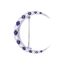 Spilla mezzaluna con zaffiri - Brillanti 0,50ct. E/F-Vs1/Vs2, oro 18kt. gr. 5,7