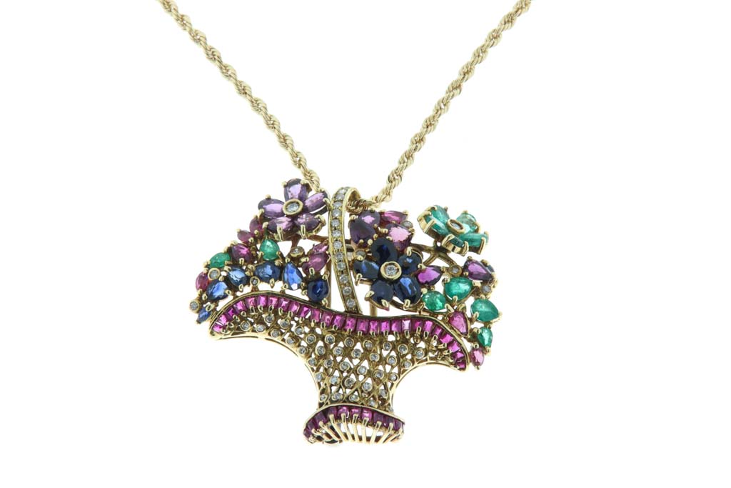 Collana spilla "Cestino di fiori" -  Ametista, smeraldi, zaffiri, rubini, brillanti, oro 18 kt.