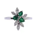 Anello - Smeraldi 0,42ct. brillanti 0,57ct. F/G-VVS, oro 18kt. peso totale 4,35gr.
