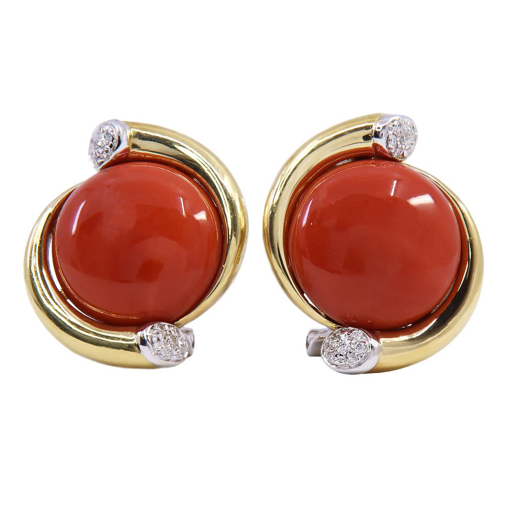 Orecchini corallo - Brillanti, oro giallo 18kt, peso totale 16,7 gr