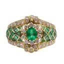 Anello - Smeraldo 0,50ct. + 0,70ct. brillanti 0,50ct. H-VS, oro 18kt.