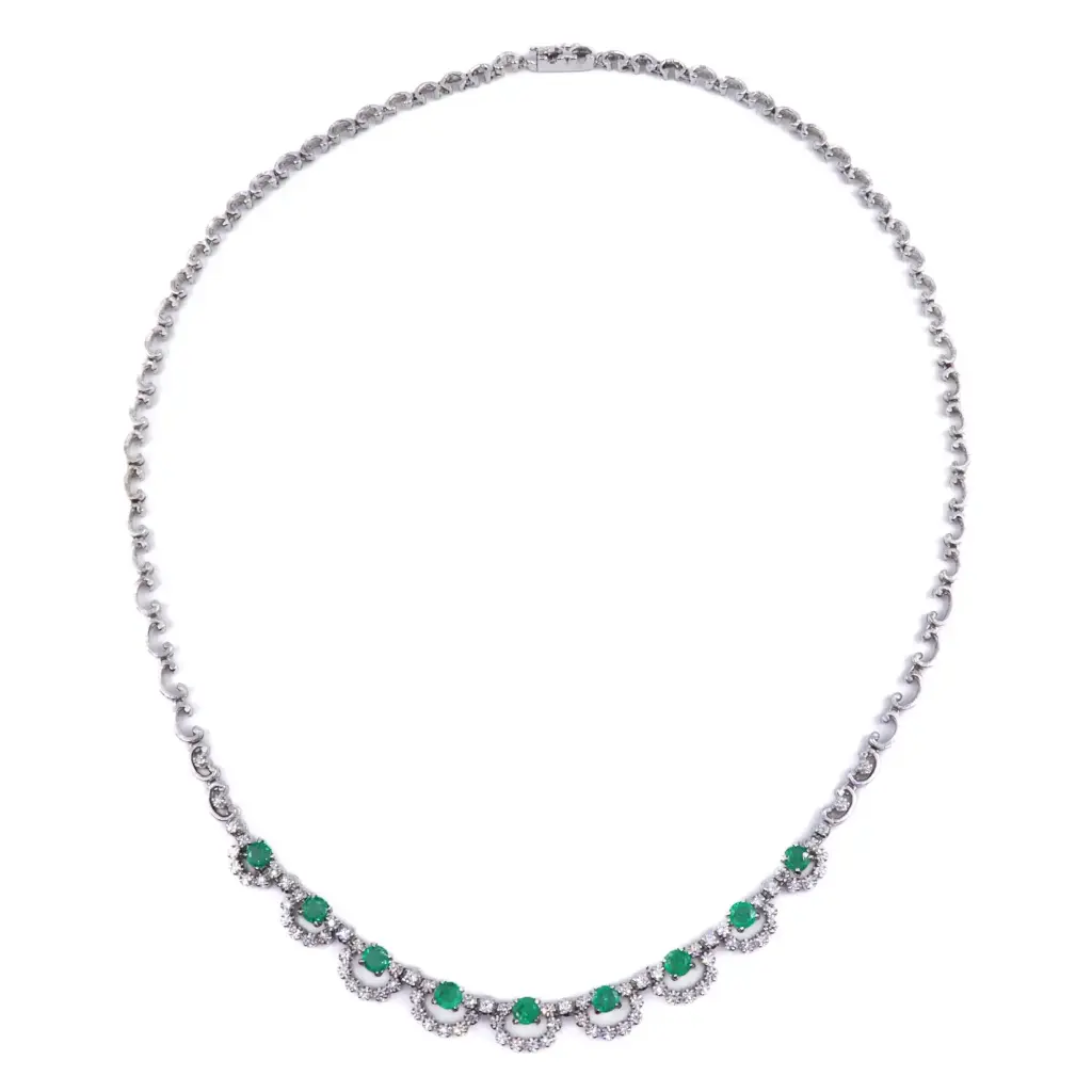 Girocollo con smeraldi e brillanti: Smeraldi 1,80ct. Brillanti 0,70ct. G-VS1, oro 18 kt.