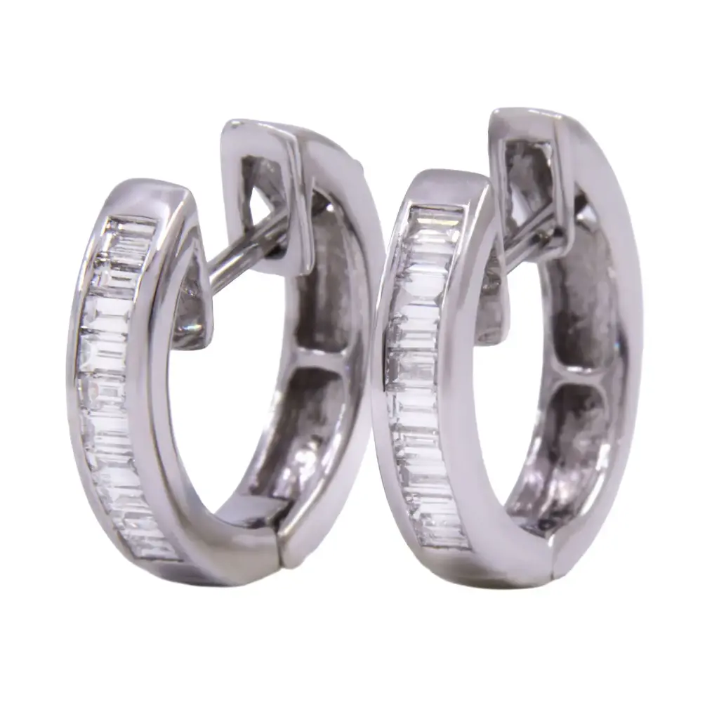 Orecchini cerchi - Diamanti baguette 0,30ct. G-VS1, oro 18kt. peso totale 3,3gr