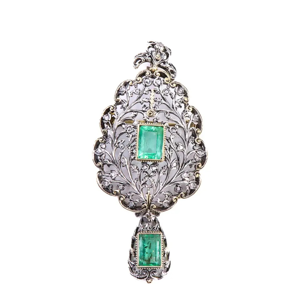  Spilla ciondolo stile antico - Pietre verdi, diamanti taglio rosa, argento e oro bassa caratura, peso totale 11,70gr