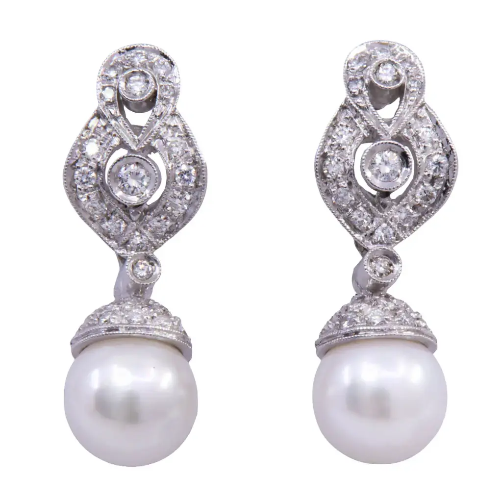  Orecchini Perle giapponesi coltivate - Brillanti 0,34ct, oro 18kt. peso totale 8gr