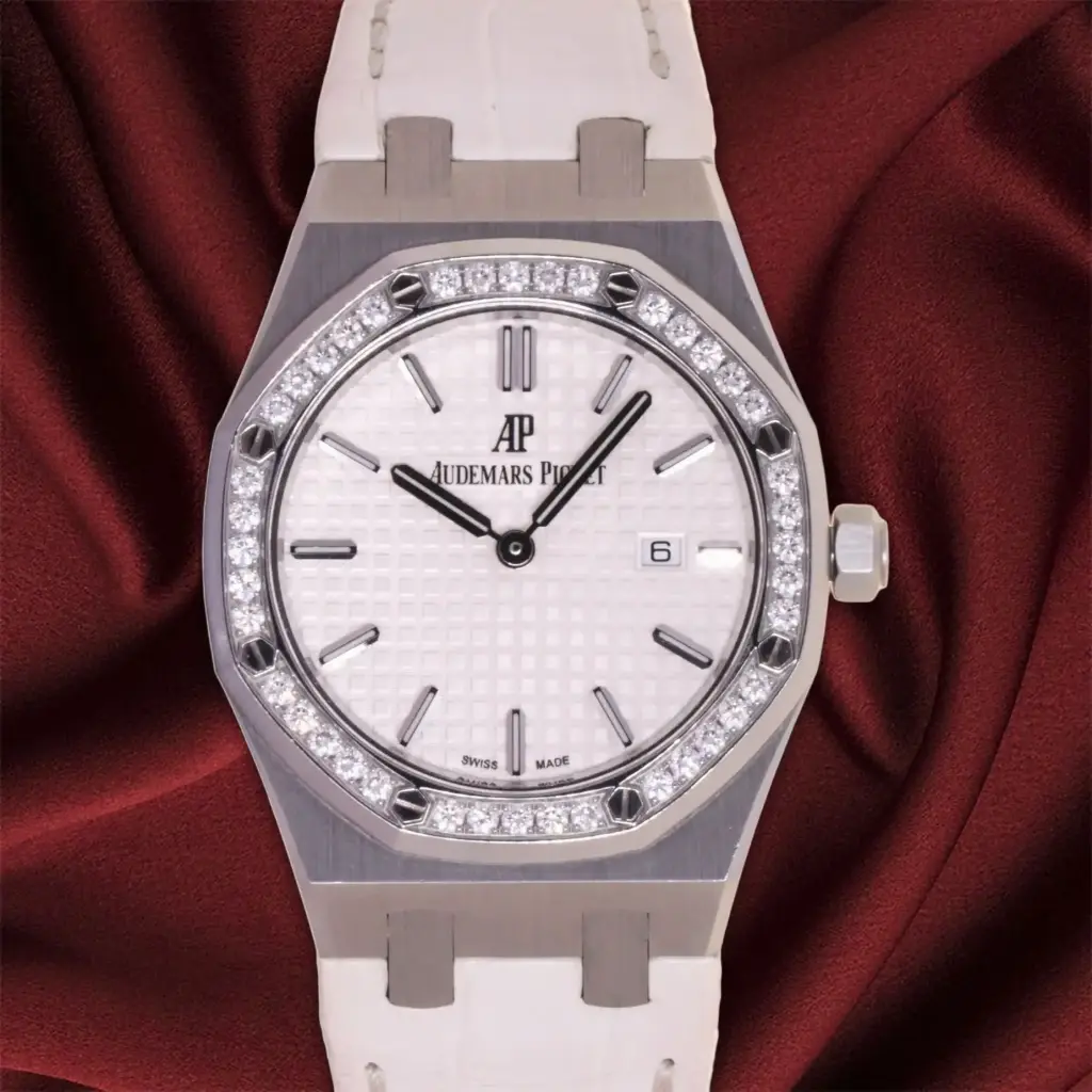 Audemars Piguet Royal Oak Lady ref.67651ST.ZZ.D011CR.01 Full Set -2016 - our two-year warranty