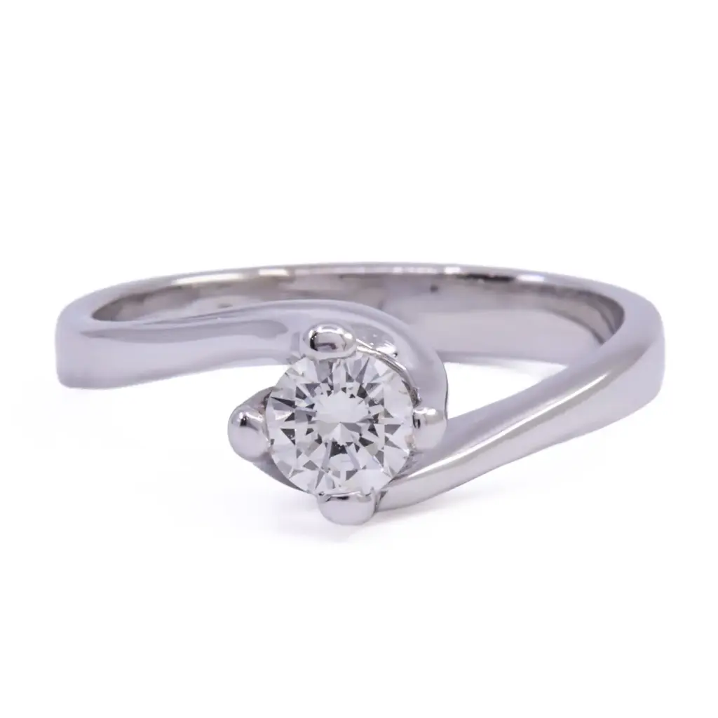 Anello solitario - Brillante 0,45ct G/H-VS1 oro 18kt, peso totale 4,80gr