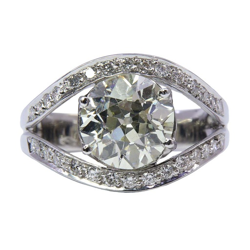 [MTR20240003596] Anello solitario - Diamante 3,38ct, K-I1 laser inciso +0,24ct, G-VS1 oro 18kt, peso totale 10,8 gr