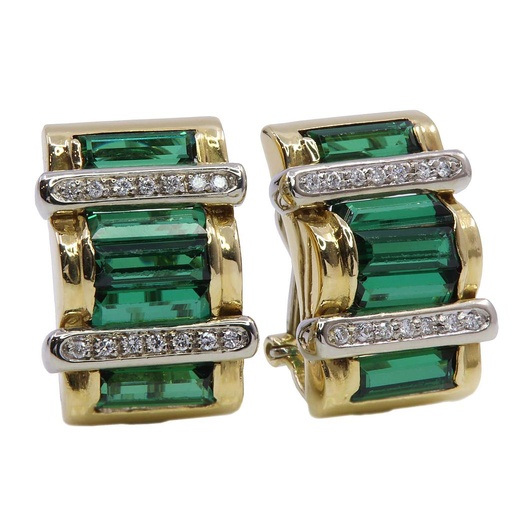 [MT32507040] Orecchini con tourmalina - Brillanti 0,14ct. G-VS1 oro 18kt. peso totale 14,60gr
