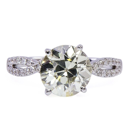 [MTR20240001842] Anello solitario - Diamante Old European Cut 2,98ct.+0,28ct. O-P-VVS2, oro bianco 18kt. e pavé di brillanti